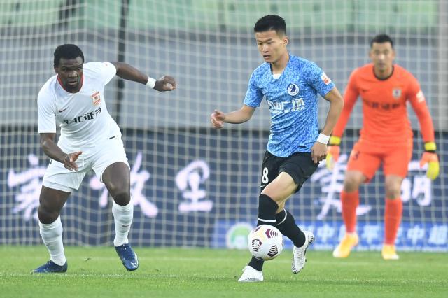 华体会体育官方-【中超】儒尼奥尔造2球埃里克建功 大连人1比2亚泰