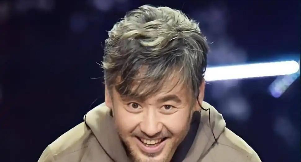 华体会赛事团队-善恶终有报!移居英国仅2年,57岁吴秀波再迎噩耗,步李易峰后尘