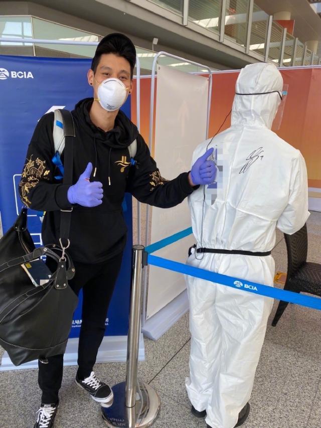 华体会-放弃中国超级明星待遇 林书豪正式启程逐梦NBA